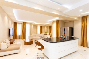 Central Cozy 3BD-2BATH Apartment